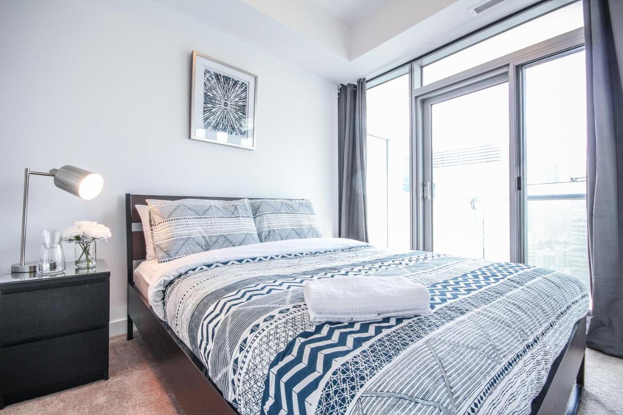 Sarkar Suites - Entertainment District Τορόντο Εξωτερικό φωτογραφία