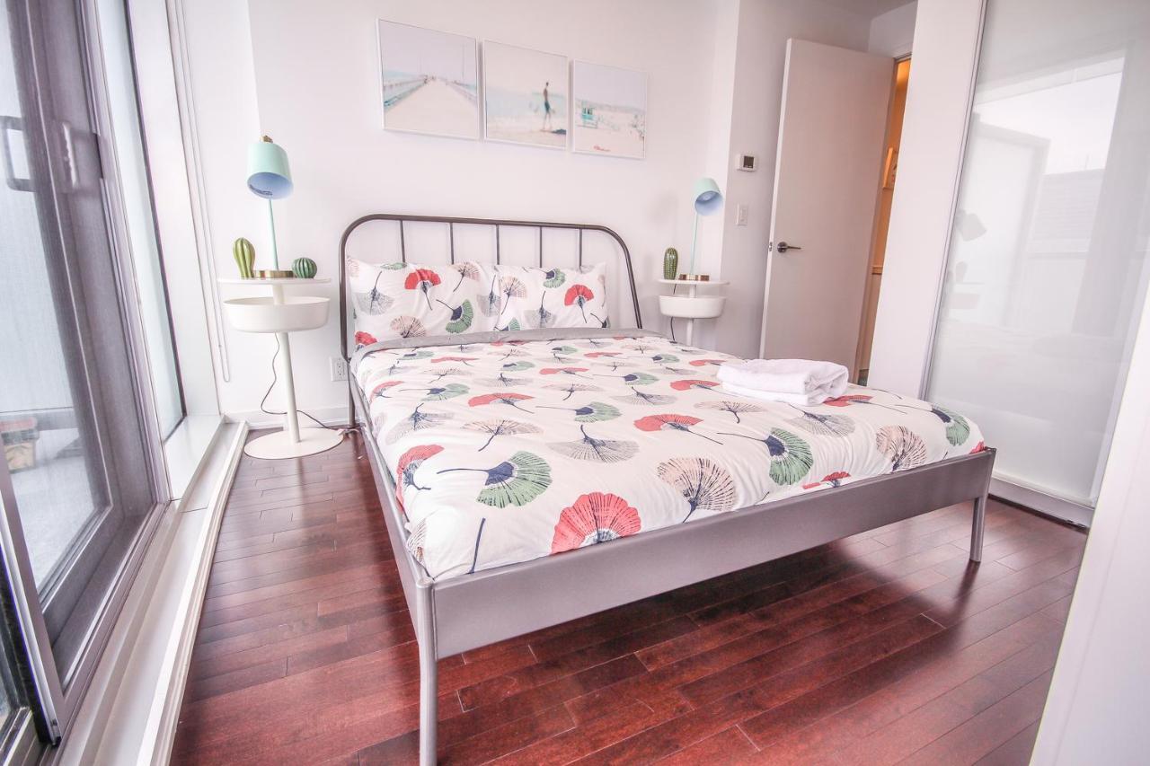 Sarkar Suites - Entertainment District Τορόντο Εξωτερικό φωτογραφία