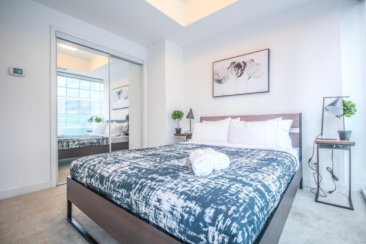 Sarkar Suites - Entertainment District Τορόντο Εξωτερικό φωτογραφία