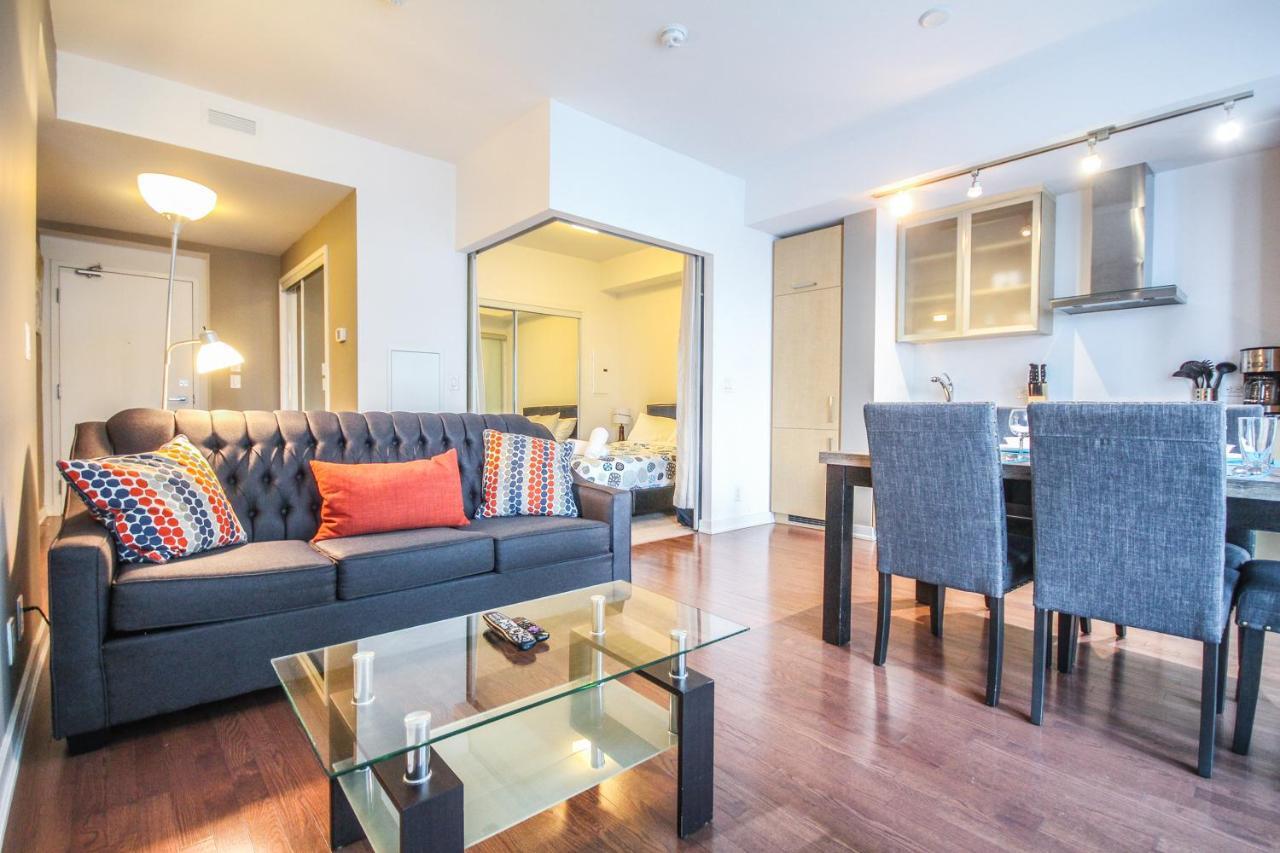 Sarkar Suites - Entertainment District Τορόντο Δωμάτιο φωτογραφία